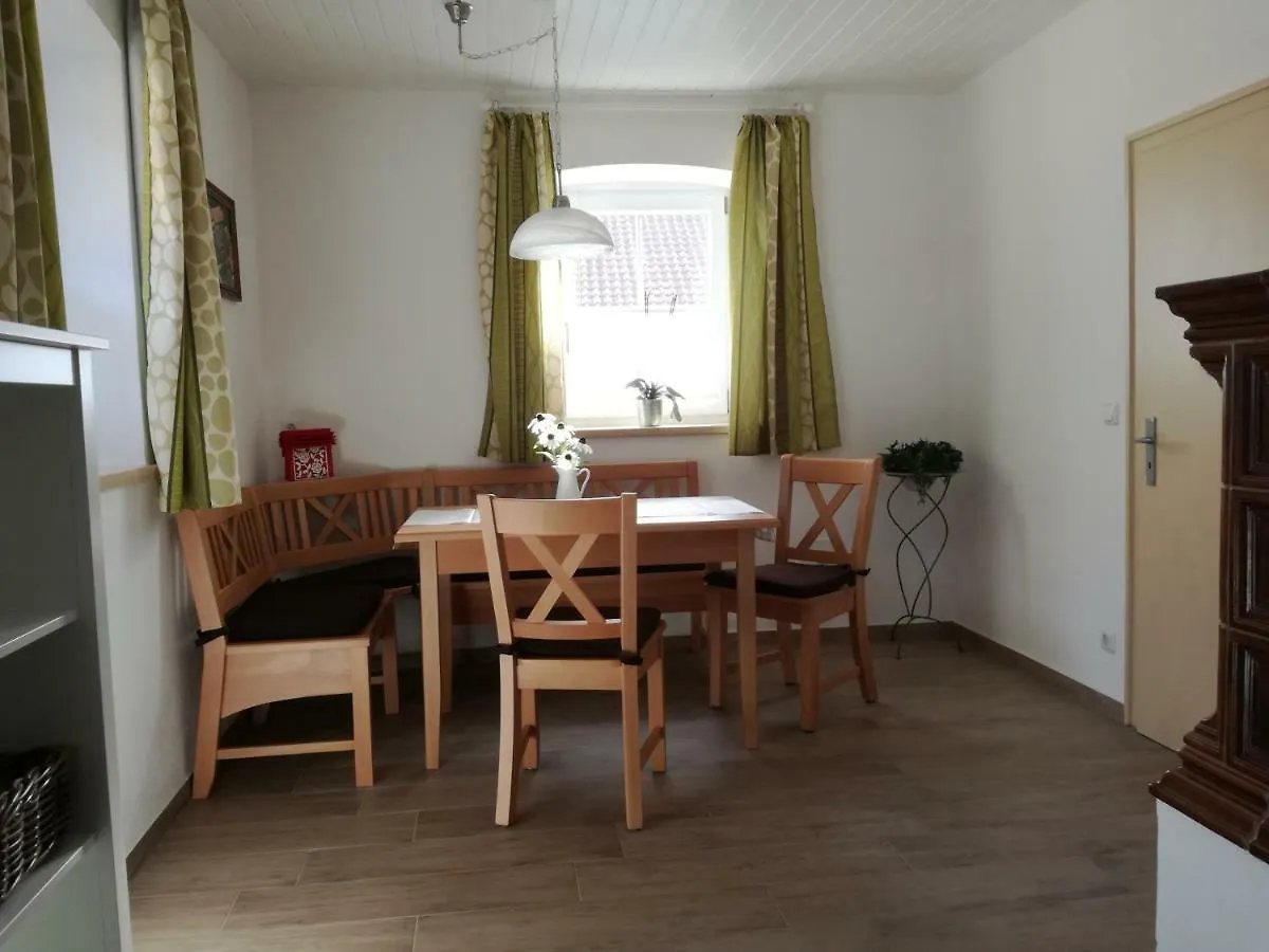 Haus Ella - Ferienhaus auf dem Land vor den Toren Salzburgs Petting